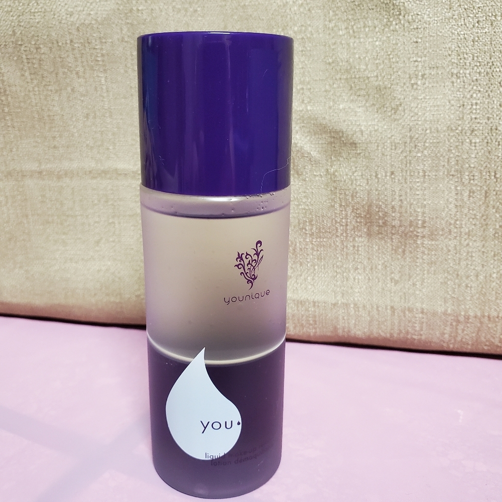 Younique Liquid Makeup Remover